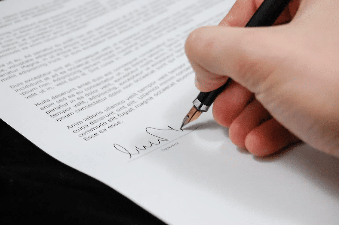 Non-Compete Agreement Review Law in Florida for Employees