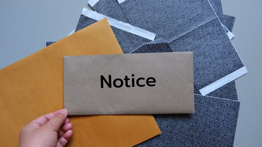 Serving notice in a envelop